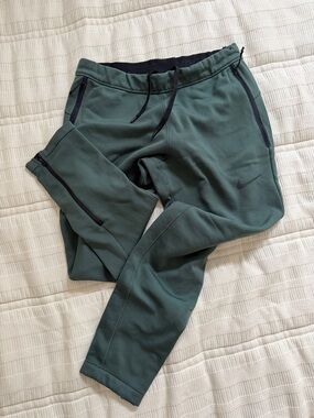 Nike Men’s Forest Green Zip-Pocket Joggers